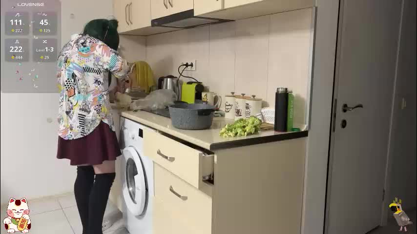 shirayuki_hime Adult Chat December 16, 2025