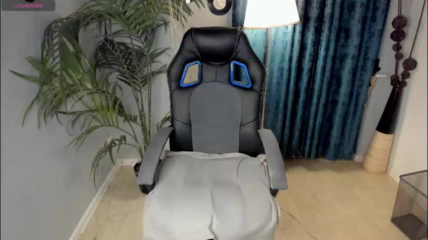 l1ka_one Adult Chat December 16, 2025