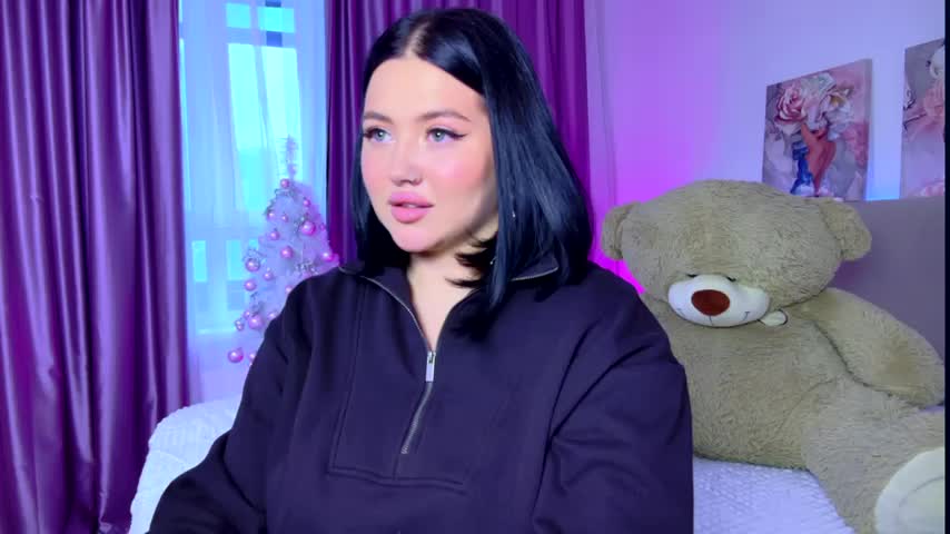 KylieLips Adult Chat December 16, 2025