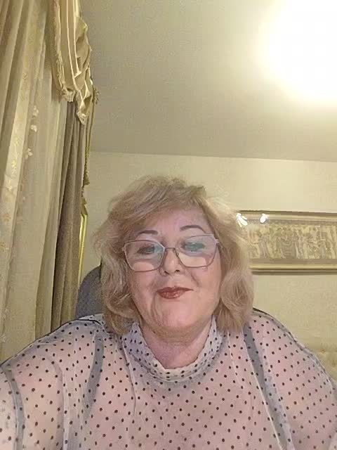 KarinkaSweet Adult Chat December 16, 2025