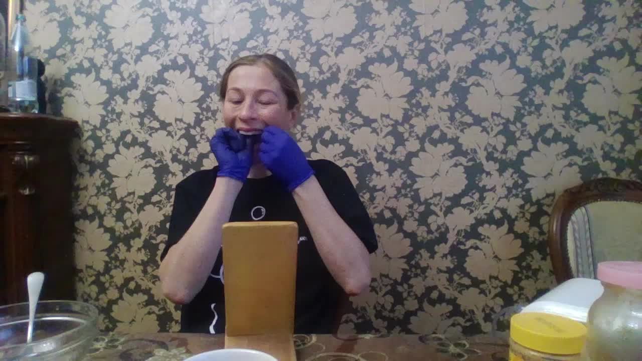 Smalldickshater Adult Chat December 16, 2025