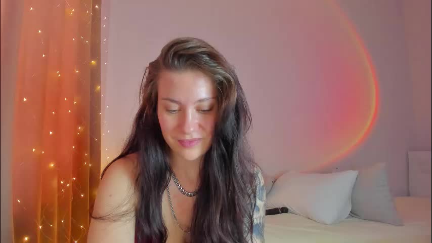 miakhalllirae Adult Chat December 16, 2025