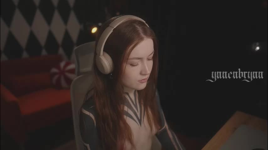 ynnenbrynn Adult Chat December 16, 2025