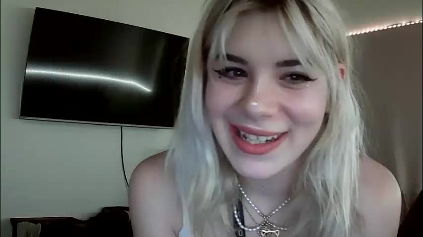 lolalixx6969 Adult Chat December 16, 2025