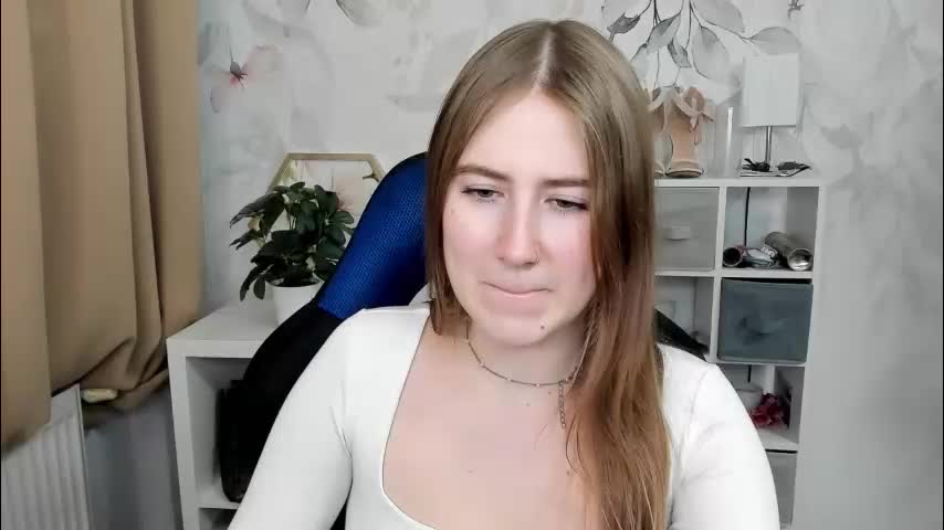 meganx_candy Adult Chat December 16, 2025