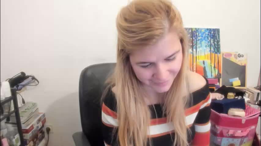 artsyandcraftsy_ Adult Chat December 16, 2025