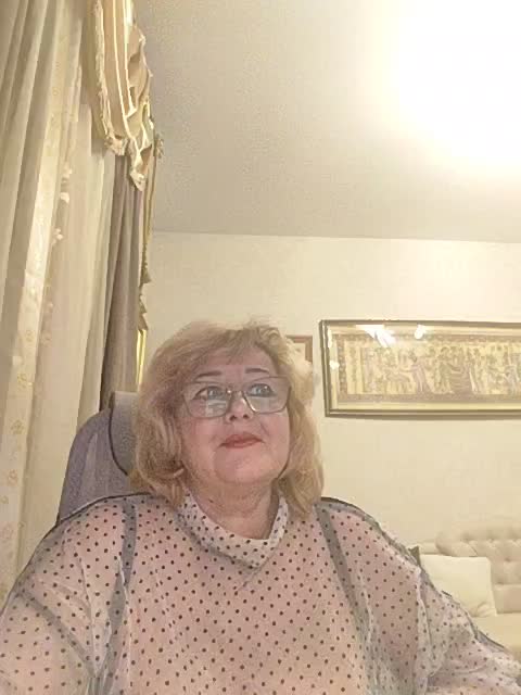 KarinkaSweet Adult Chat December 16, 2025