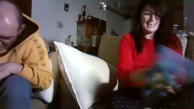 lolahueso Adult Chat December 17, 2025