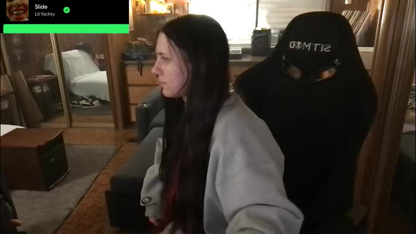 incognitoqueen Adult Chat December 17, 2025