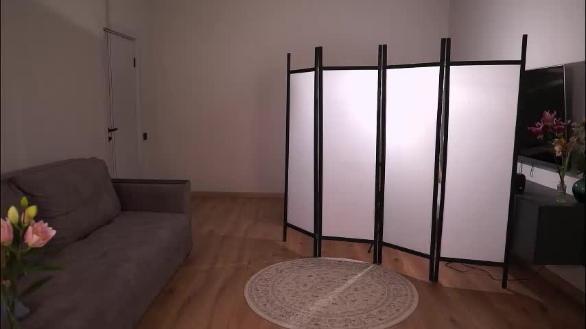 elannand Adult Chat December 17, 2025