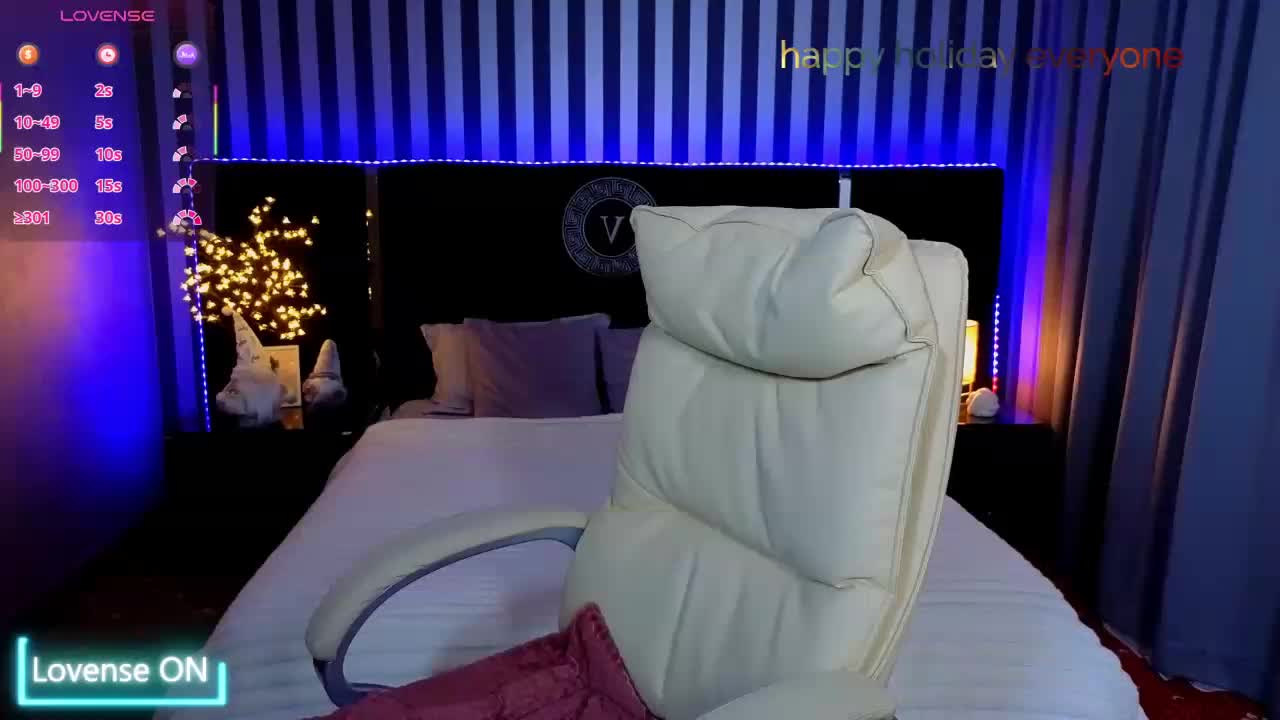 MissRossi Adult Chat December 17, 2025