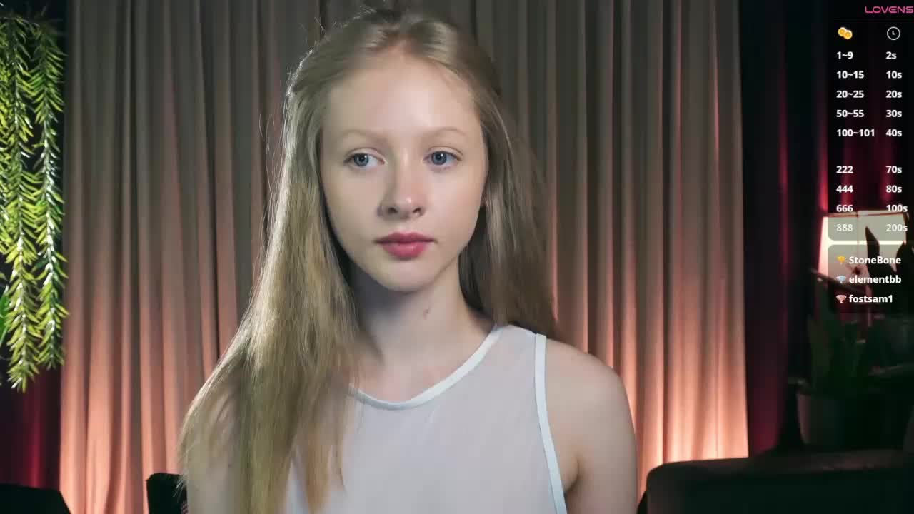 MiaVebes Adult Chat December 17, 2025