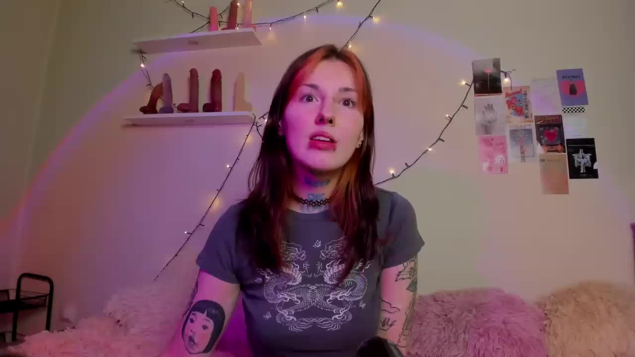 milky_sweetsoftt Adult Chat December 17, 2025