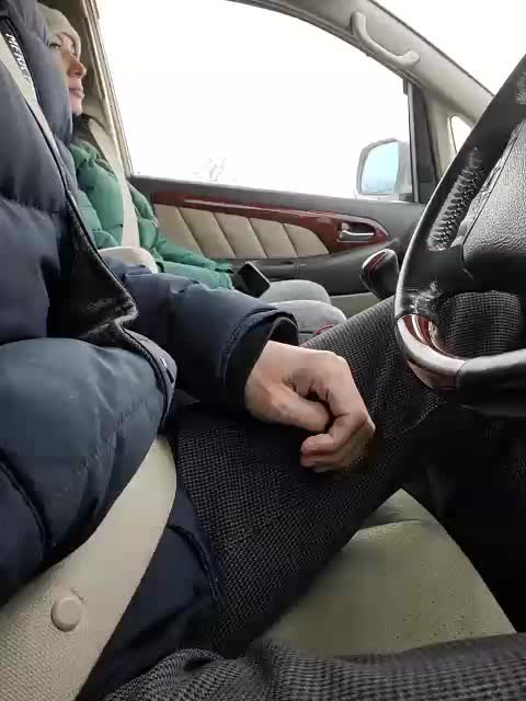 Alex80-201 Adult Chat December 17, 2025