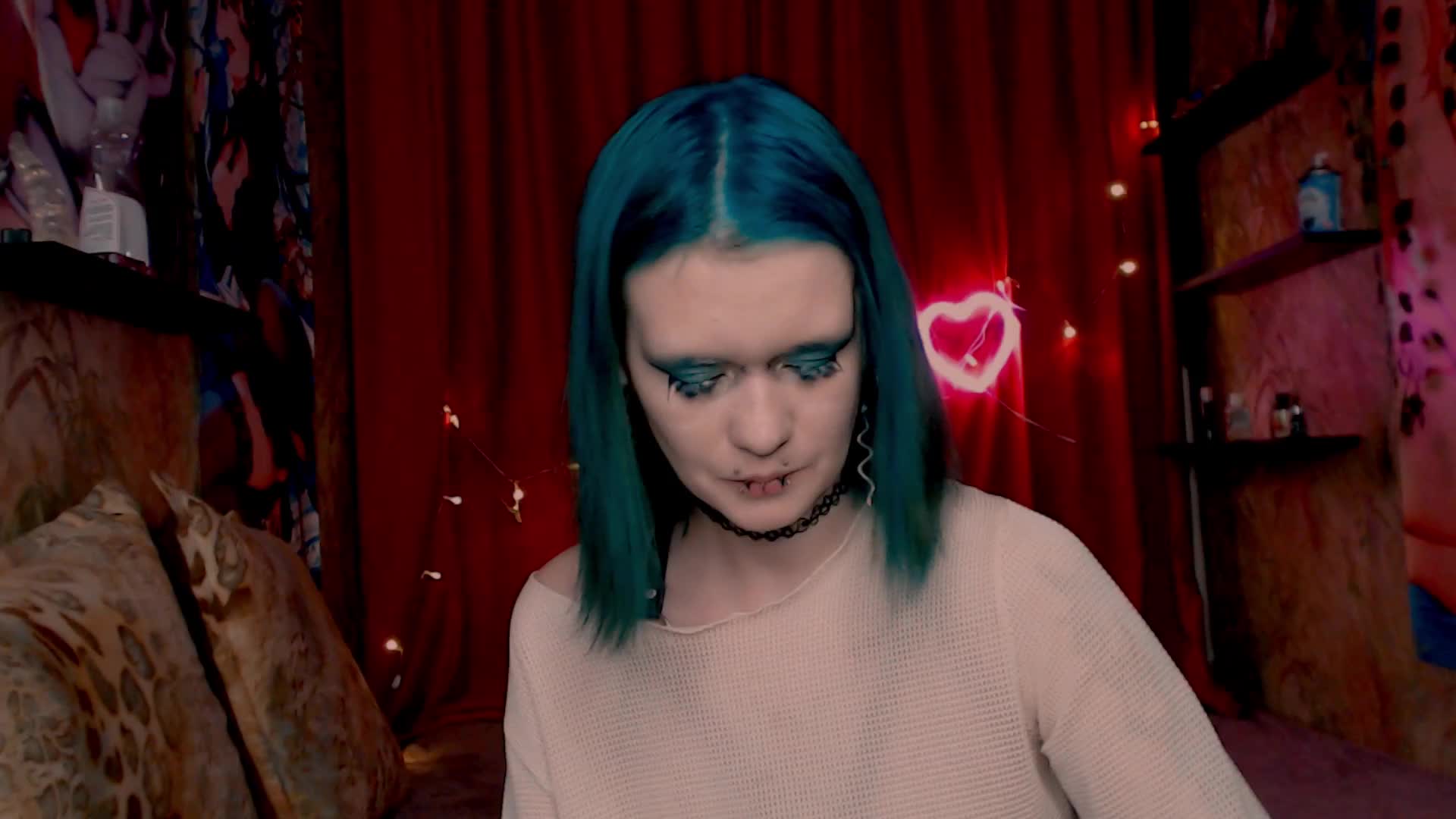 Velvet-and-Venom Adult Chat December 17, 2025