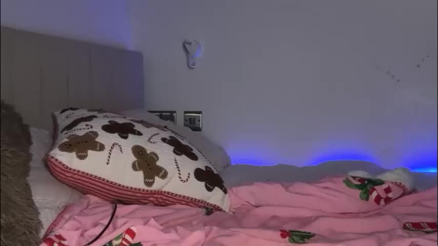 taliavaine Adult Chat December 17, 2025