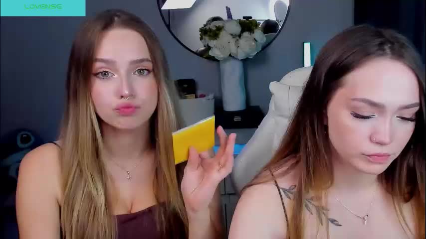 hottease_pvt Adult Chat December 17, 2025