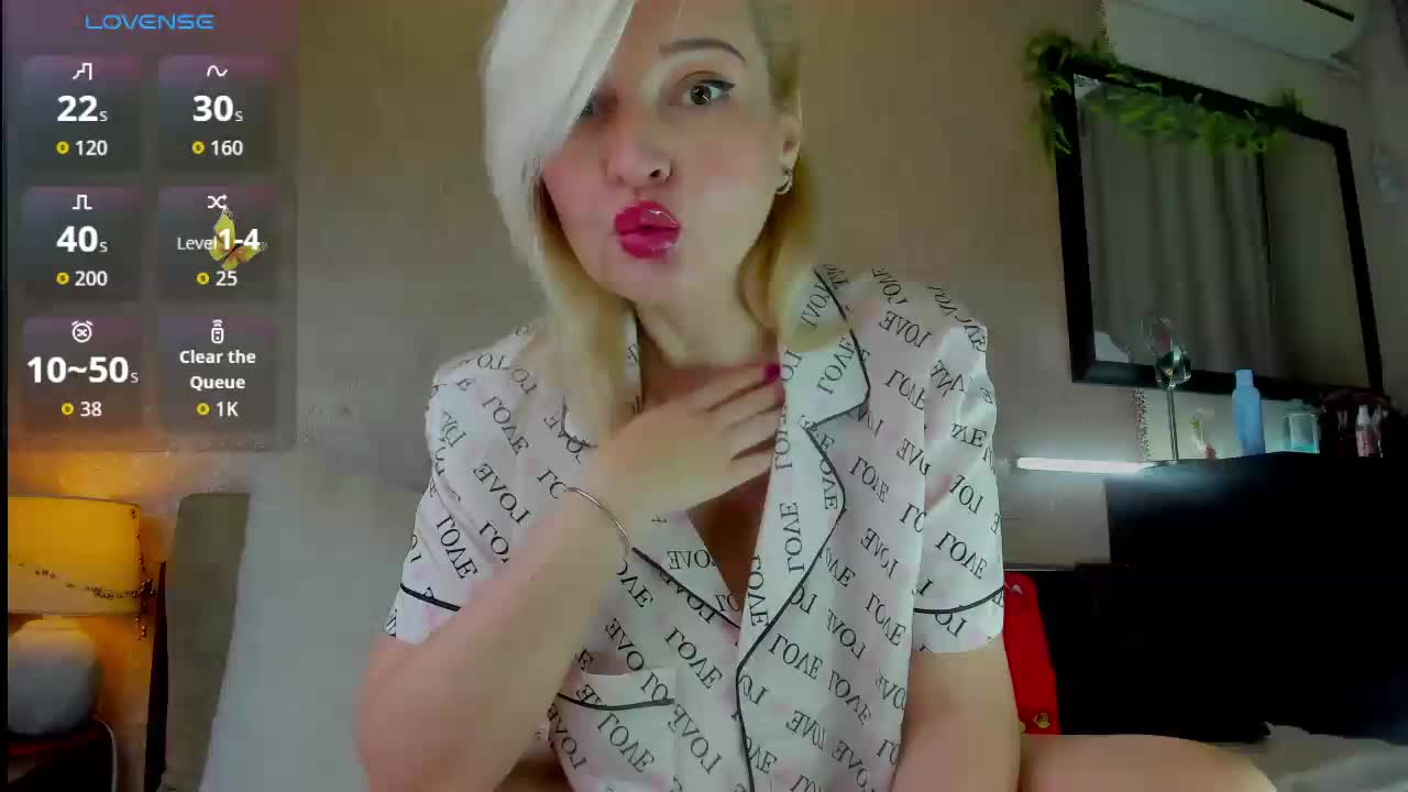 milena-sexyy Adult Chat December 17, 2025