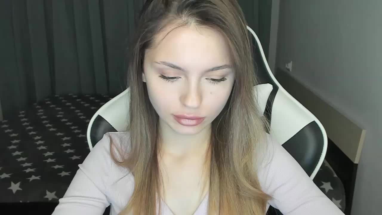 EmiMe Adult Chat December 17, 2025