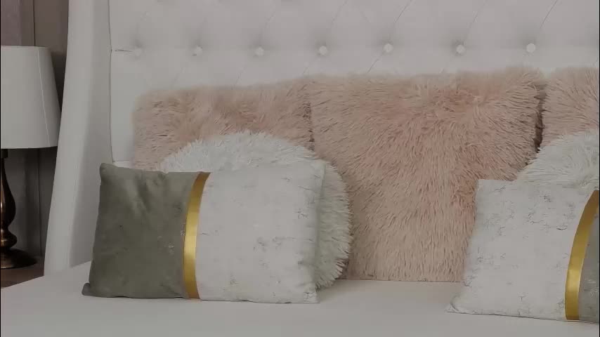 little__iris Adult Chat December 17, 2025