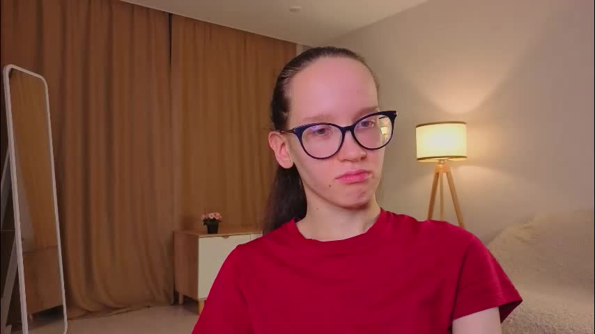 lynettebails Adult Chat December 17, 2025