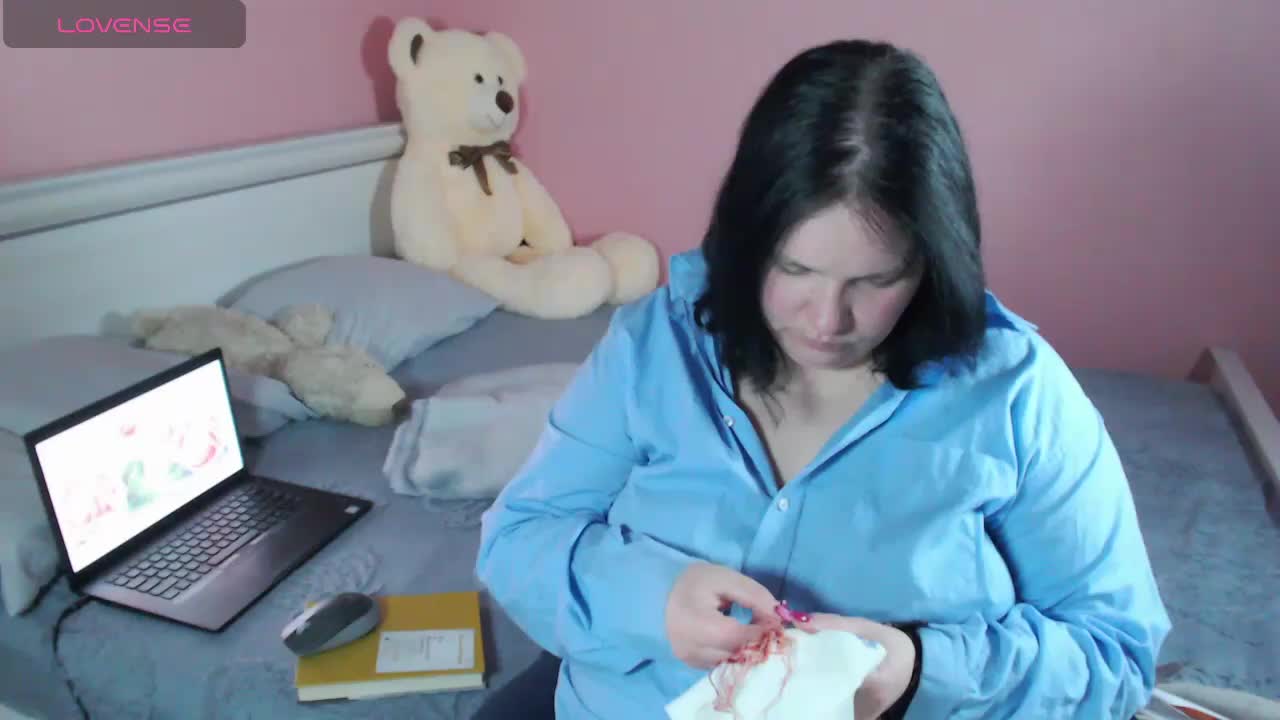 Alexandra-Ray Adult Chat December 17, 2025