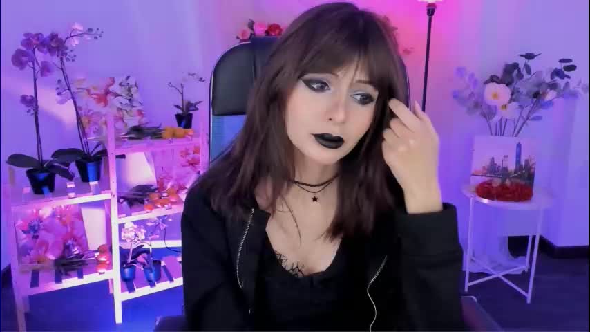 crystallbloom Adult Chat December 17, 2025