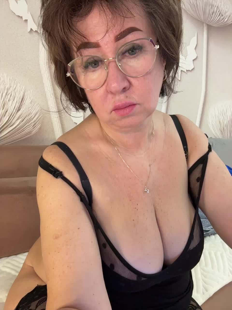 anyuta1212 Adult Chat December 17, 2025