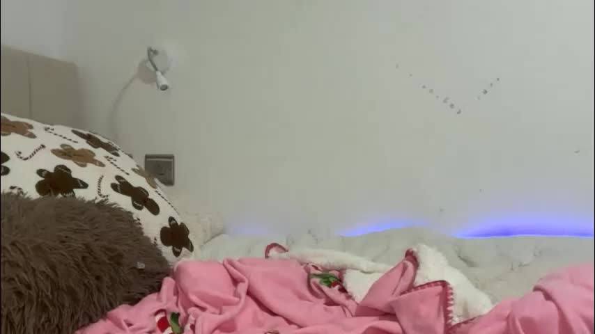 taliavaine Adult Chat December 17, 2025