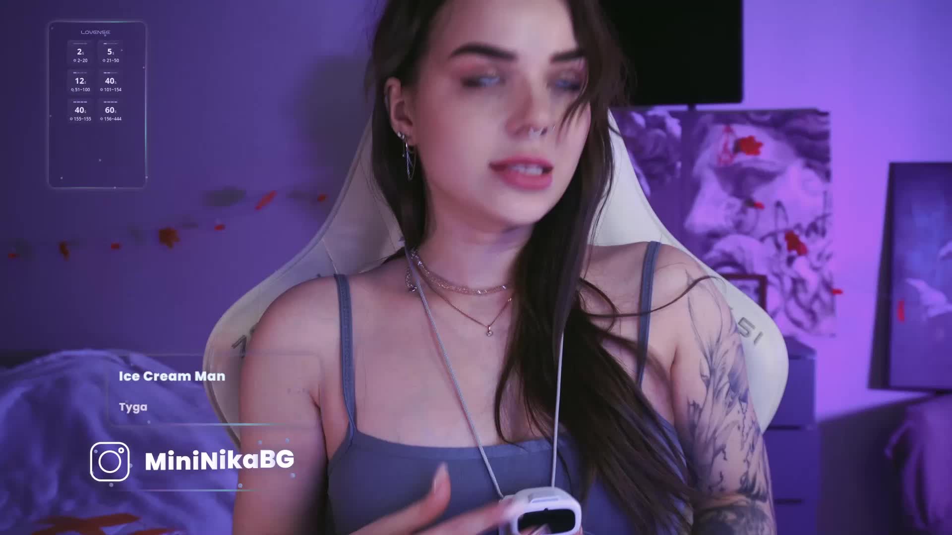 MiniNika Adult Chat December 17, 2025