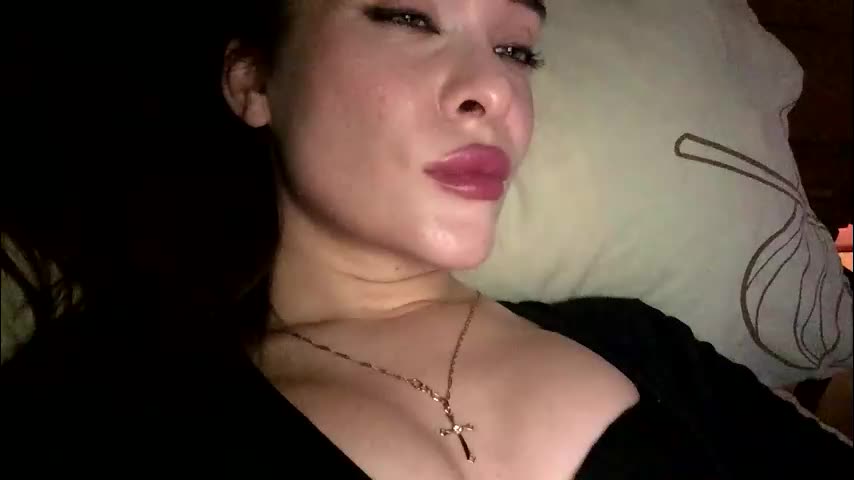 magggg658318 Adult Chat December 17, 2025