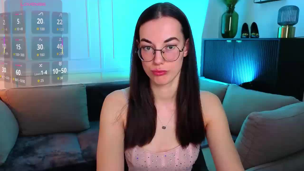 EmmaJakson Adult Chat December 17, 2025