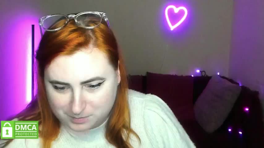 Aliciaredluv Adult Chat December 17, 2025