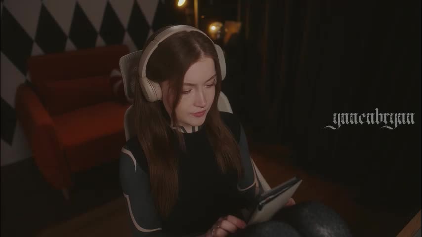 ynnenbrynn Adult Chat December 17, 2025