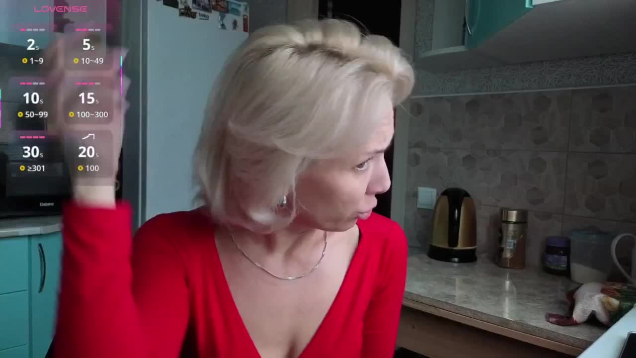 FemdomLadyMaria Adult Chat December 17, 2025