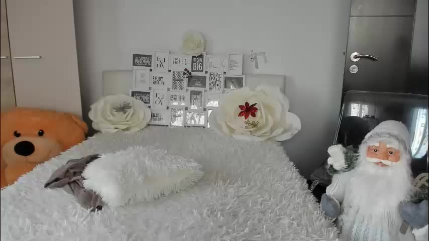 eroticsensualkitty4u Adult Chat December 17, 2025