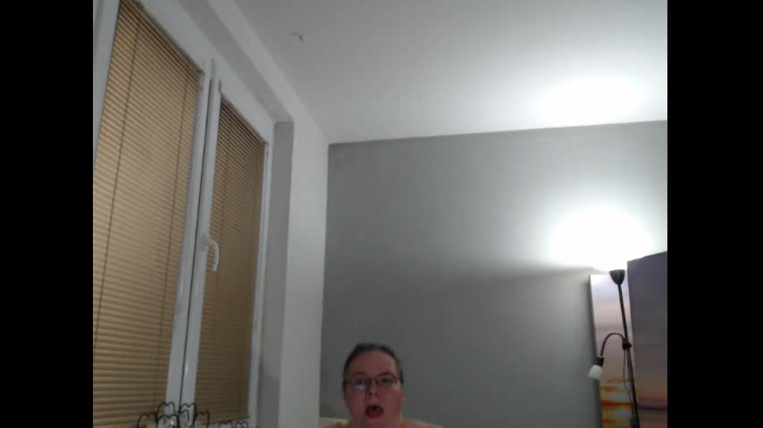 sweetboobs85h Adult Chat December 17, 2025