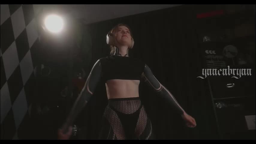 ynnenbrynn Adult Chat December 17, 2025