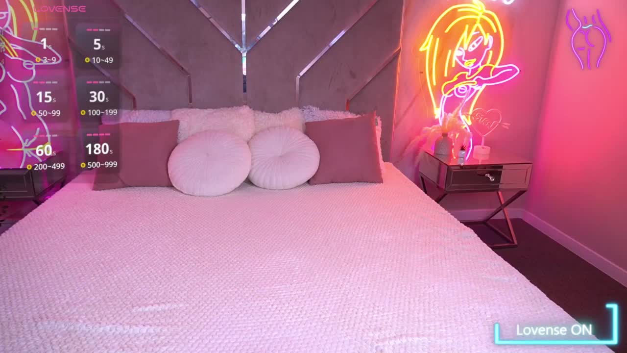 EliseVelour Adult Chat December 17, 2025