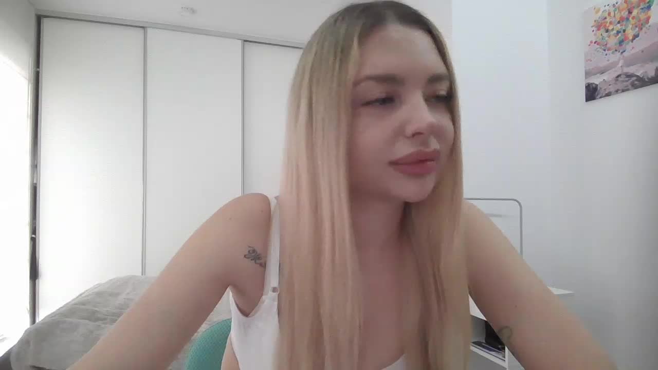 pinkpanther8899 Adult Chat December 17, 2025