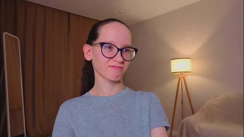 lynettebails Adult Chat December 18, 2025