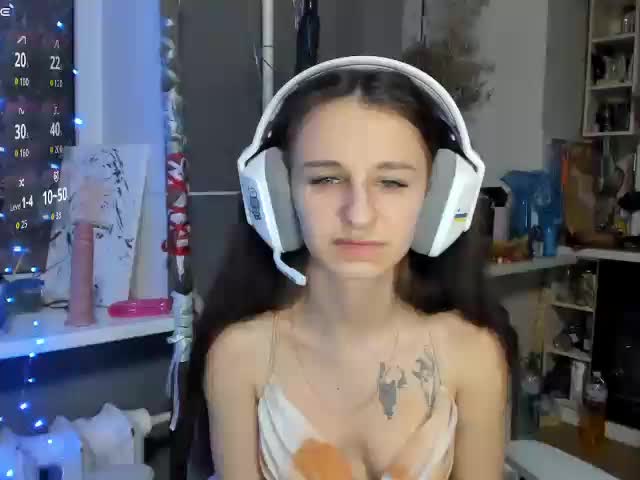 KikNika Adult Chat December 18, 2025