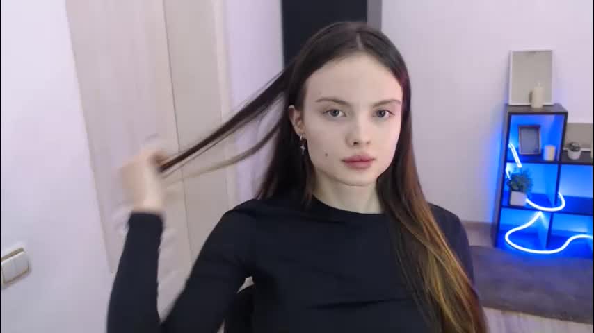 a_ariella_ Adult Chat December 18, 2025