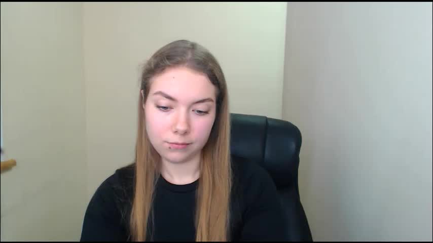 zoey_deuttch Adult Chat December 18, 2025