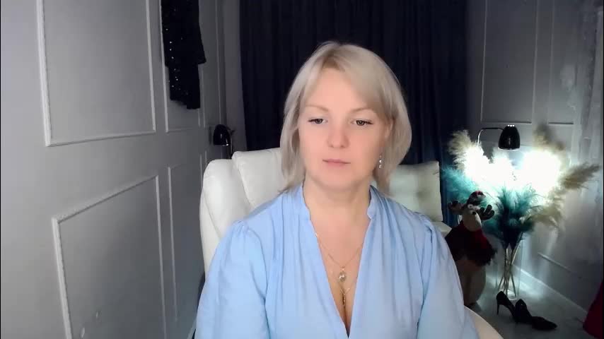 emmmam Adult Chat December 18, 2025