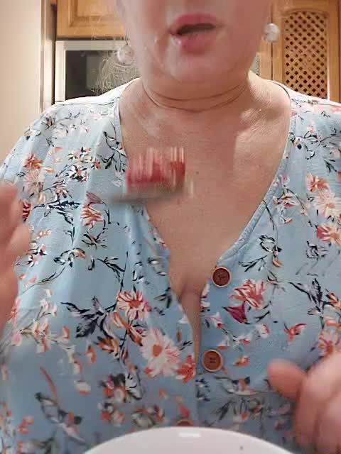 MonaMonako Adult Chat December 18, 2025