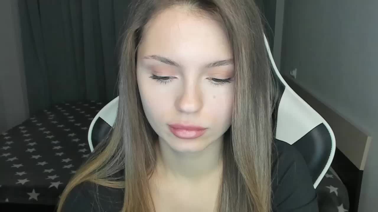 EmiMe Adult Chat December 18, 2025