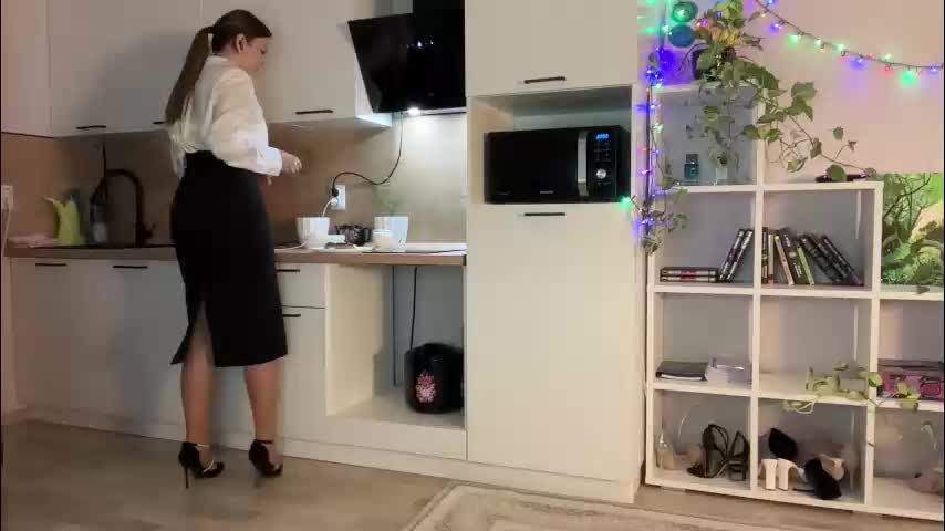 sweetdreamvic Adult Chat December 18, 2025