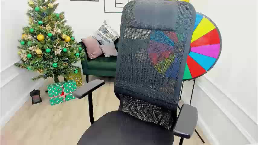 mariarobinsone Adult Chat December 18, 2025