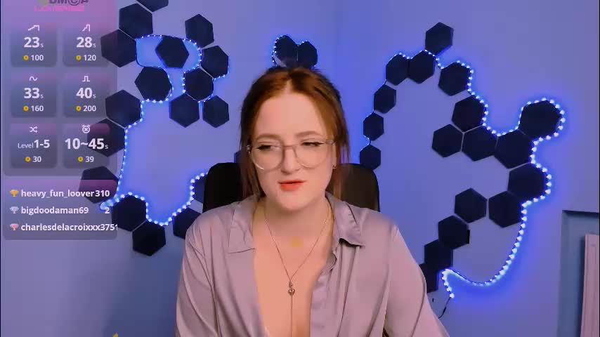 luna_berryy Adult Chat December 18, 2025